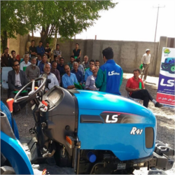 روز مزرعه و همایش آموزشی - ترویجی تراکتورهای LS در استان کرمان